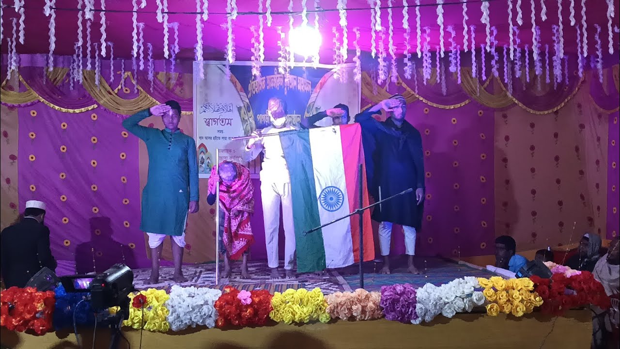 আইডিয়াল ইসলামিক এডুকেশন সেন্টার মডেল মাদ্রাসা ছাত্রদের উপস্থাপন ।
