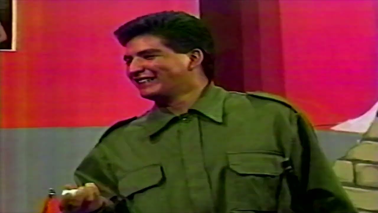 LOS POLICÍAS - CALZONES Y CONTRABANDISTAS