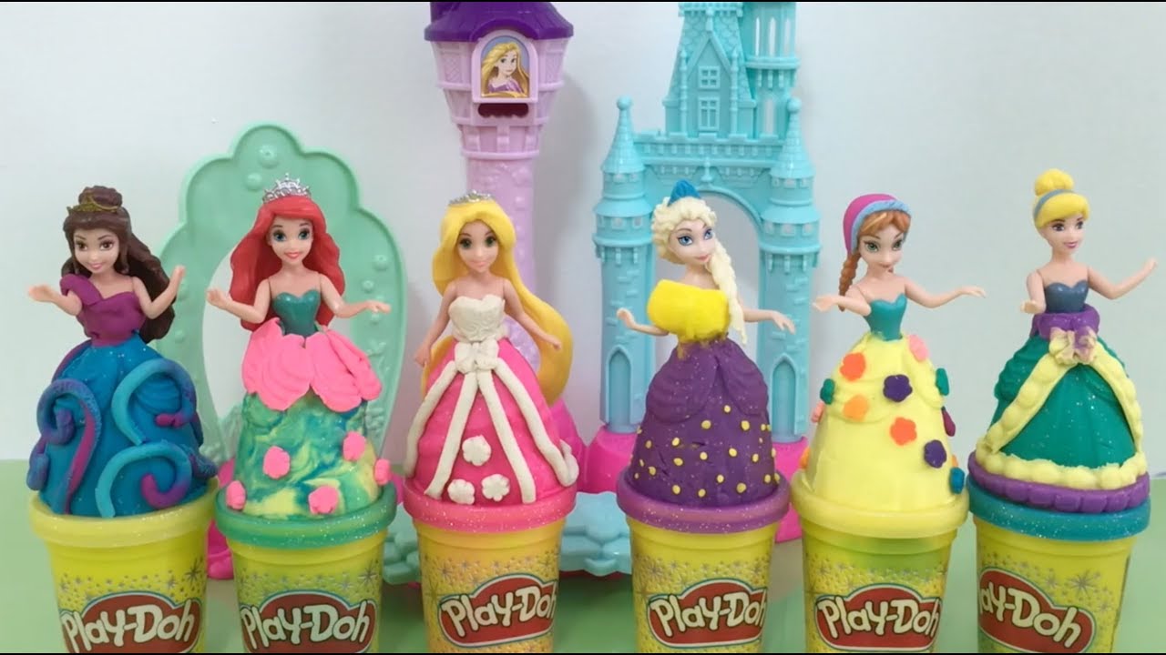 Magiclip Princess Dolls Play Doh Dresses! + Elsa and Anna go Shopping & Cinema!