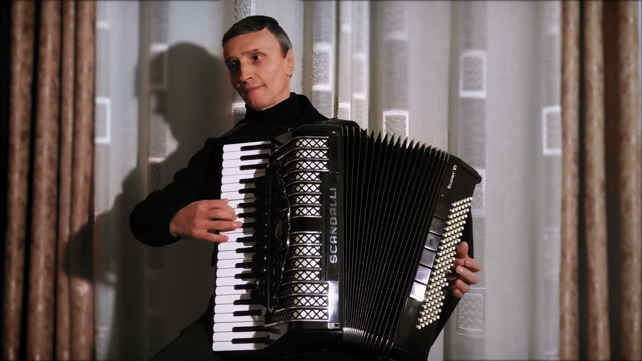 Nazmi Fusha-Vallja e Bradasheshit