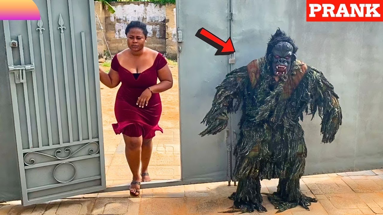 Nobody Escaped! Gorilla Prank.