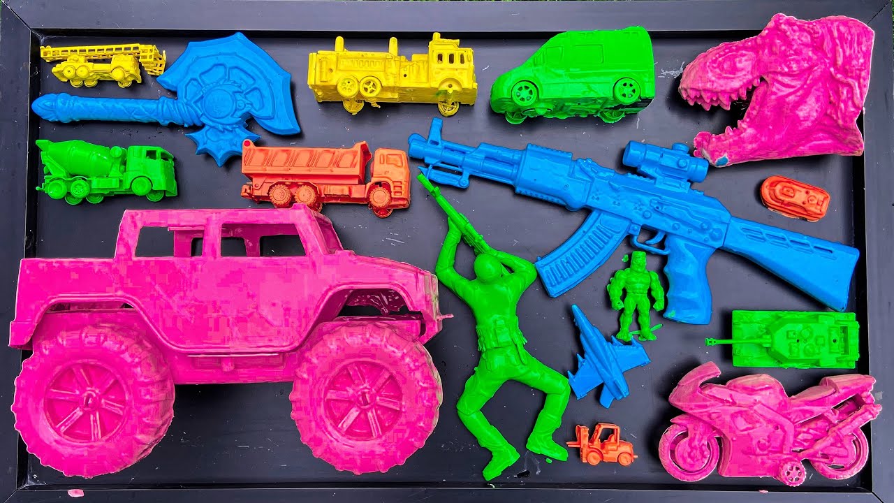 Membersihkan mobil mobilan, mobil bus telolet, mobil balap, mobil damkar, kereta api, topeng 