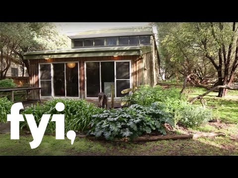 Tiny House World: An Eclectic Abode for an Artist | Home.Made.Nation
