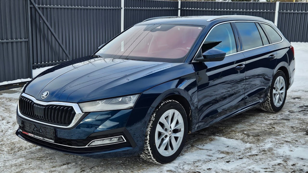 Skoda Octavia Combi 2022! 1.5 TSI бензин 150 hp 6МКПП. Matrix Led, проекция, подогревы, фаркоп, ACC.