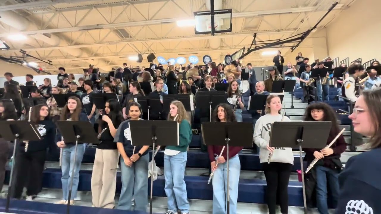 GPHS and VVMS bands at GPHS vs Mariners Game