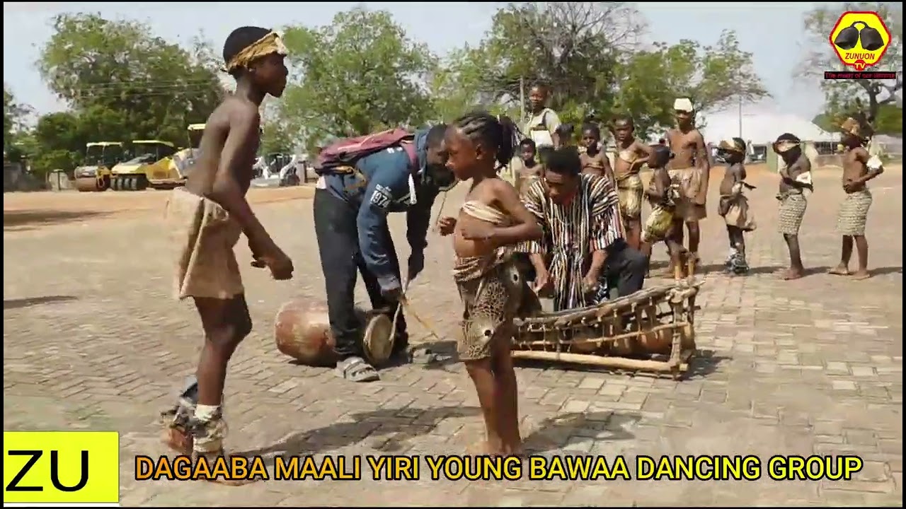 DAGAABA MAALIYIRI Young BAWAA DANCING GROUP from the upper west region WA