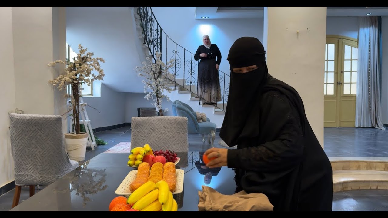 شافت الشغاله بتاخد الفكها وبهدما مسكتها اكتشفت ان اللى معاها غير كده خالص