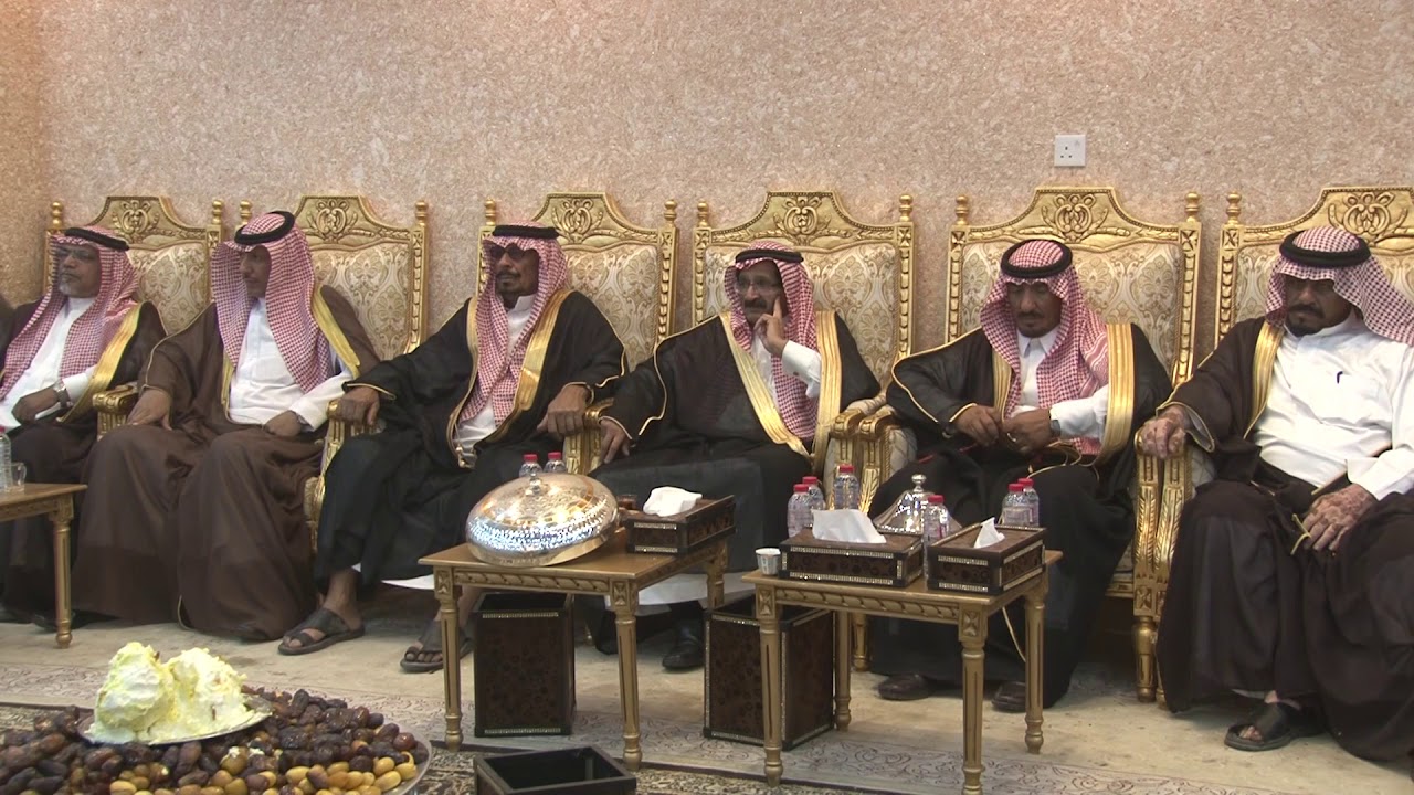 تكريم الوجيه مساعد خلف الجاثي الشراري لسعادة شيخ الضباعين عبدالله عماش الجريد وأخوه جريد عماش الجريد