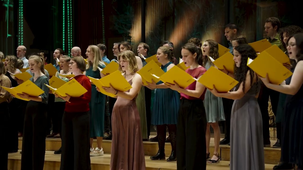 Earth Song (Michael Jackson, arr. Lorenz Maierhofer)