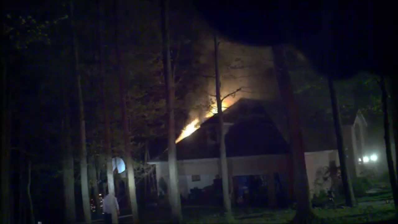 Newark, Ohio Fire Department House Fire 1319 Stratford Woods Working Fire Incident Command