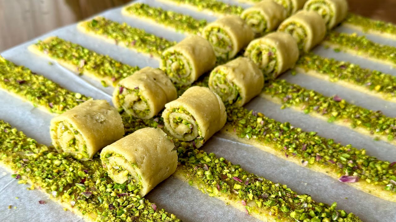 BÖYLESİ YOK❗️SAATLERCE UĞRAŞMADAN BAKLAVA TADINDA FISTIKLI RULO🍭Şerbetli Tatlılar 😍 Bayram Tatlısı 🍬