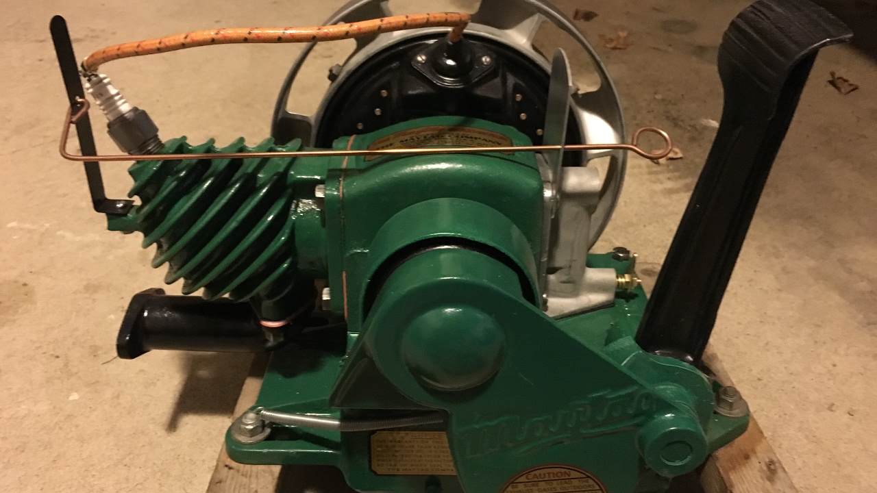 Restored RARE 1933 Vintage Maytag 92 engine COLD START