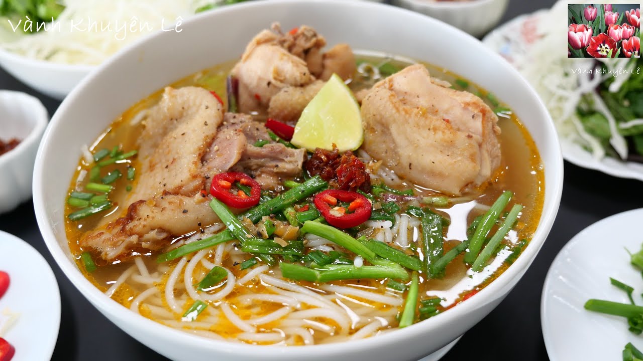 Bún Gà Kiểu Mới, Món ăn ngon tốt cho Sức khỏe, Bún Xáo, Bún nóng ngon như Bún Bò Huế by Vanh Khuyen