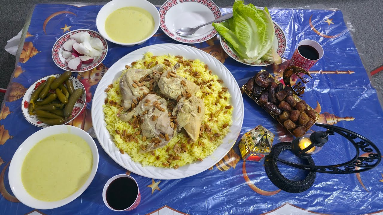 افطارنا اول ايام شهر رمضان المبارك🌙منسف بشهي😋😘 من تحت دياتي👏 ربنا يتقبل منا ومنكم الصيام والقيام🤲
