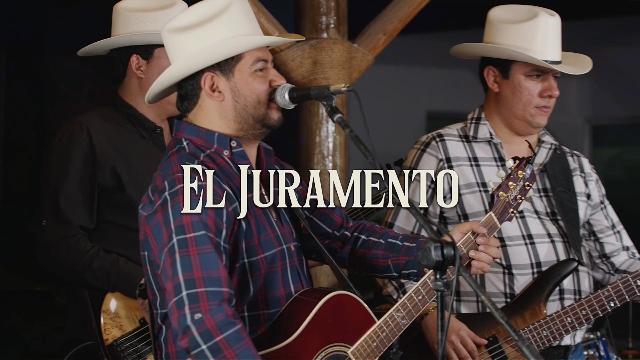 La Bertiniza De Culiacan x El Piloto y Su Estilo - El Juramento  - (En Vivo)
