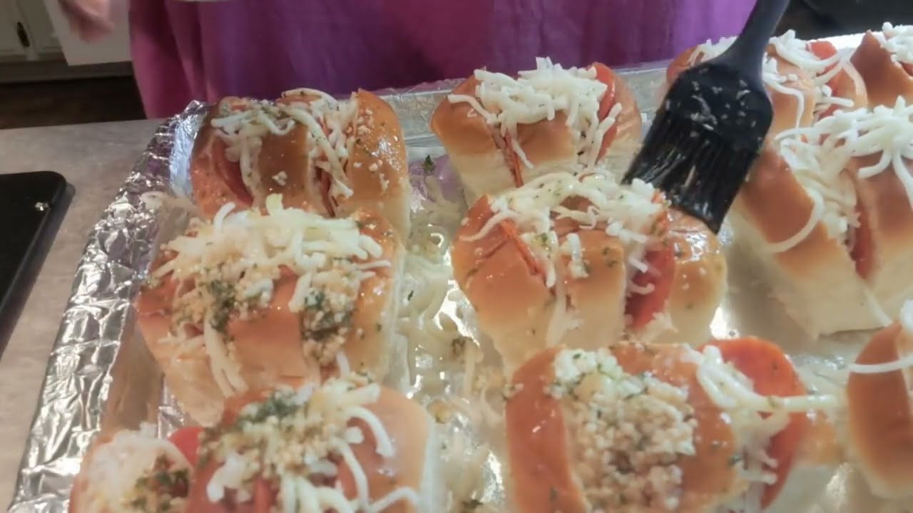 Hawaiian Roll Pizza Sliders
