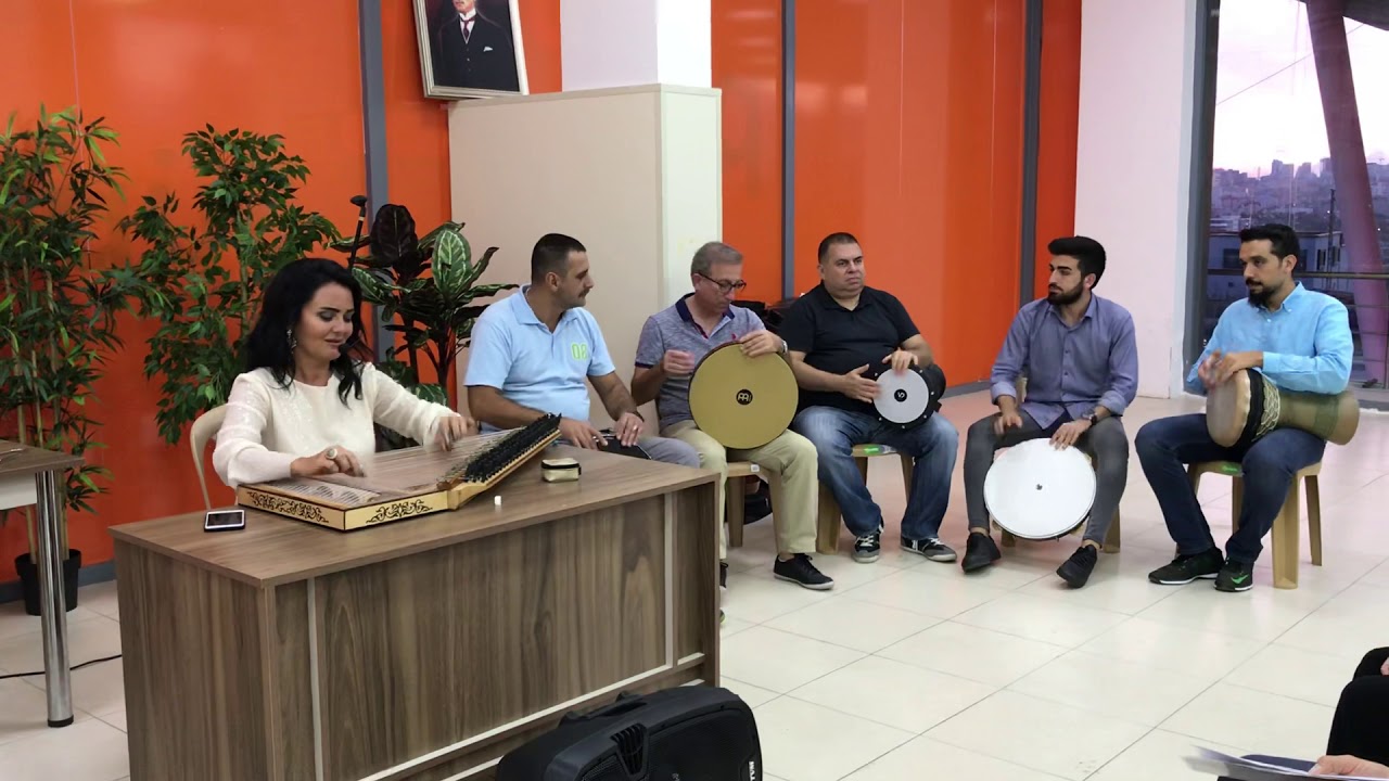 Pınar BARUT “Dışarda Bir Yaz Yağmuru”