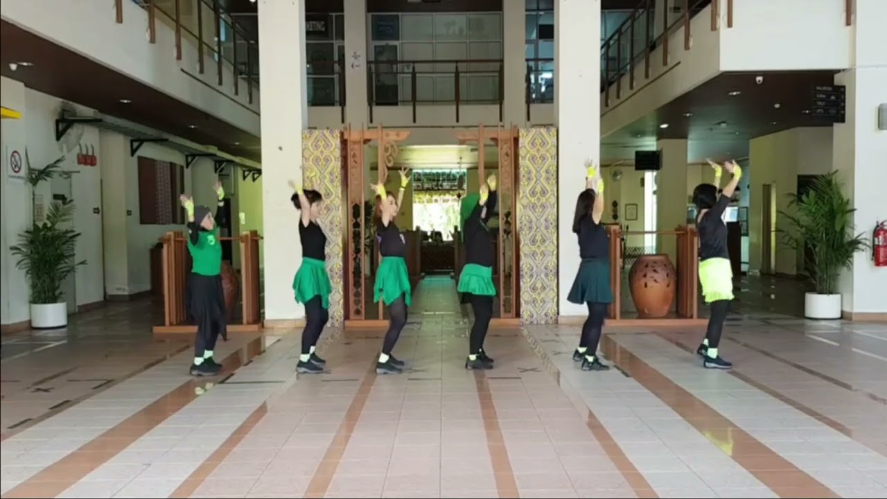 Morning Train 2022 Line Dance demo by Janet & LD Team/LDWW (Watch till the end)