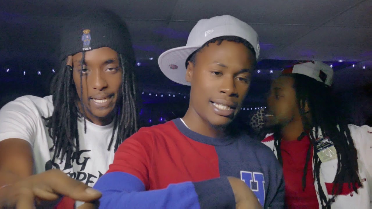 Blue Hunnidz - Skeeta LaFlare ft. Smokeyy