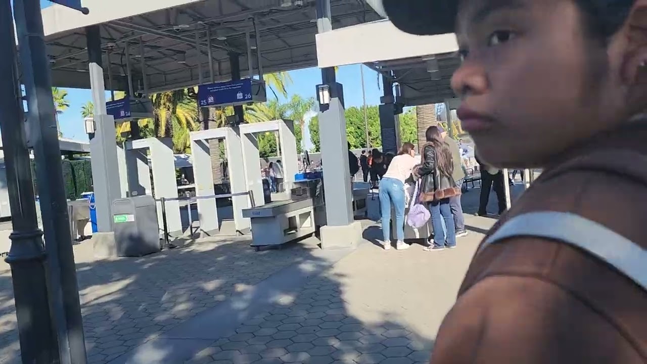 UN DIA EN UNIVERSAL STUDIOS HOLIWUD LOS ANGELES