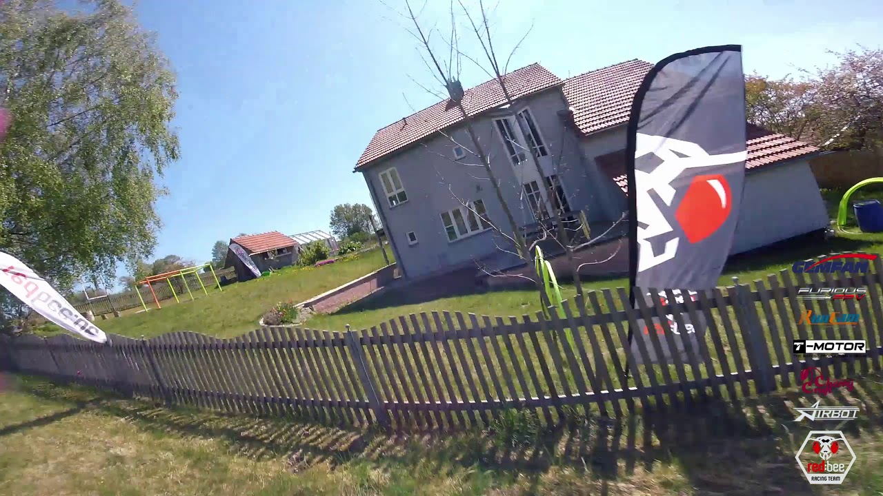 [HD] First Go Pro Flight in the Garden - UNCUT