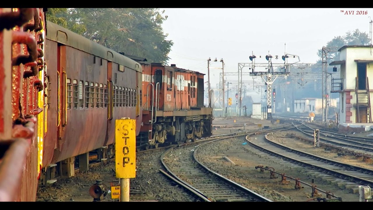 Morning Journey in a METER GAUGE Train : Khandwa-Omkareshwar (Indian Railways)