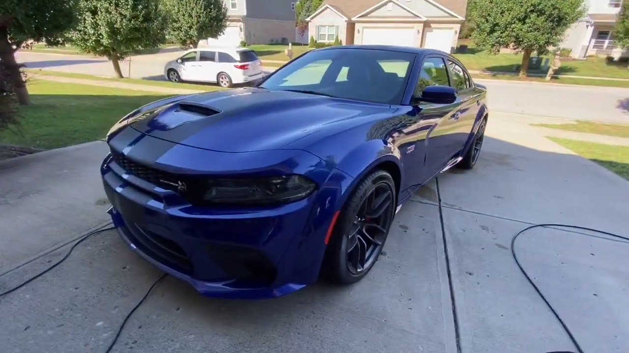 2020 Dodge Charger Scatpack Widebody Walkaround & Review