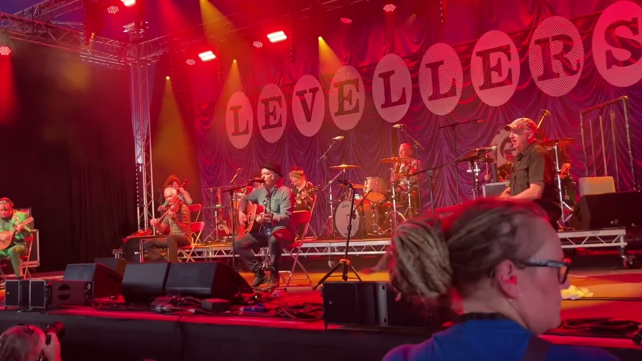 Levellers Collective - Robbie Jones (Beautiful Days 2025)