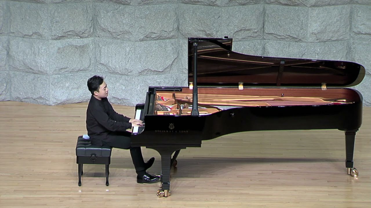 F. Chopin Piano Sonata No. 3 in B Minor, Op. 58/서울대학교 음악대학 콘서트홀/ 쇼팽 소나타 3번 1악장 (권민세)