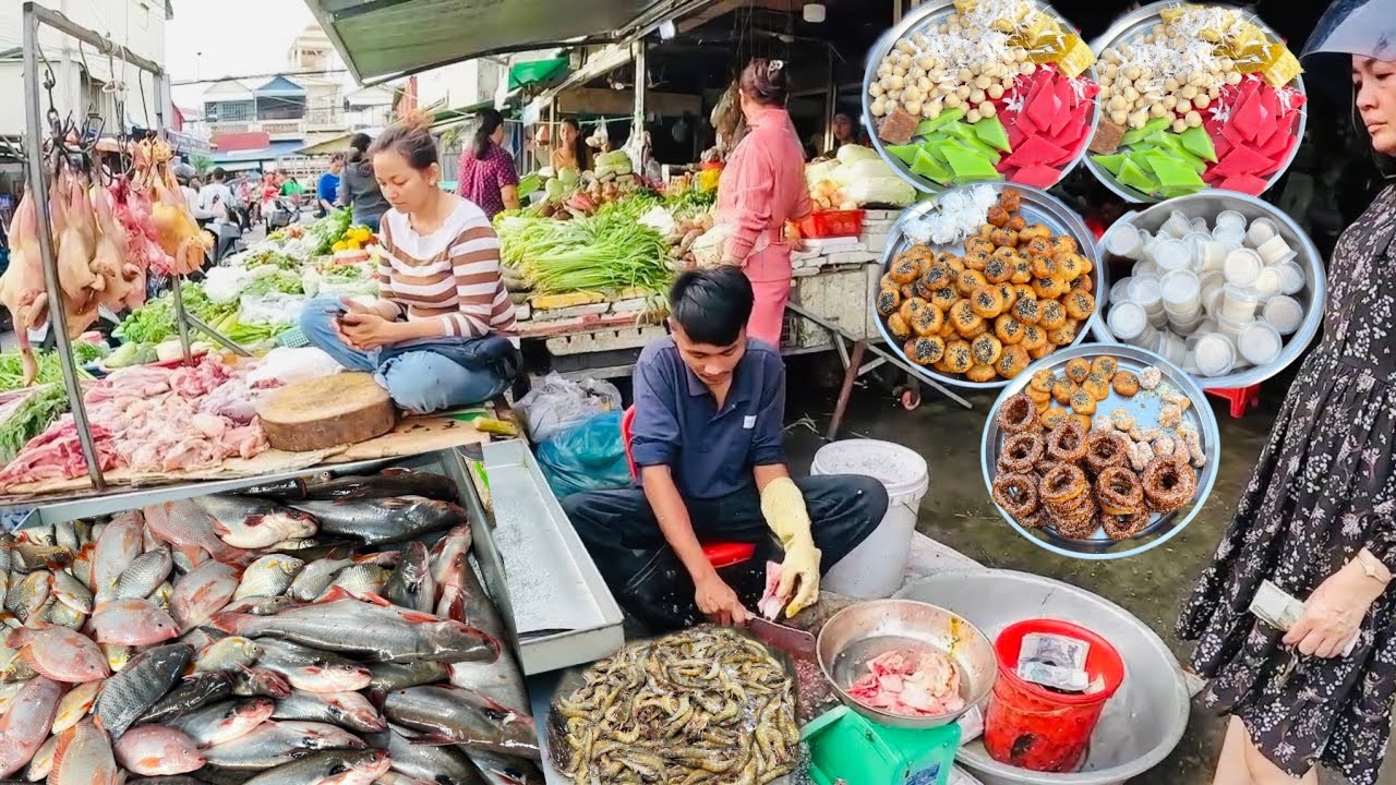 Daily Fresh Market - Routine & People Lifestyle at Phnom Penh, Cambodia , Friendly, Hardworking