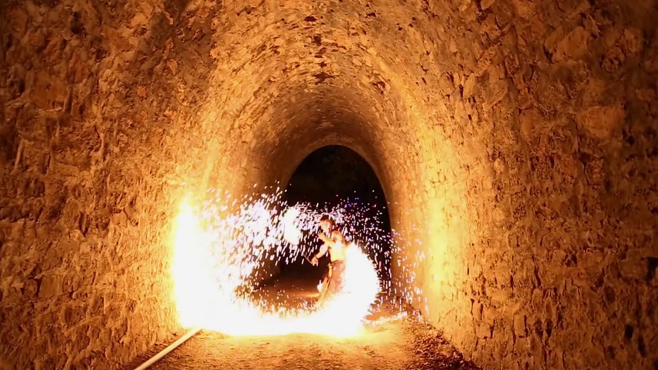 Fire show spettacolo con il fuoco