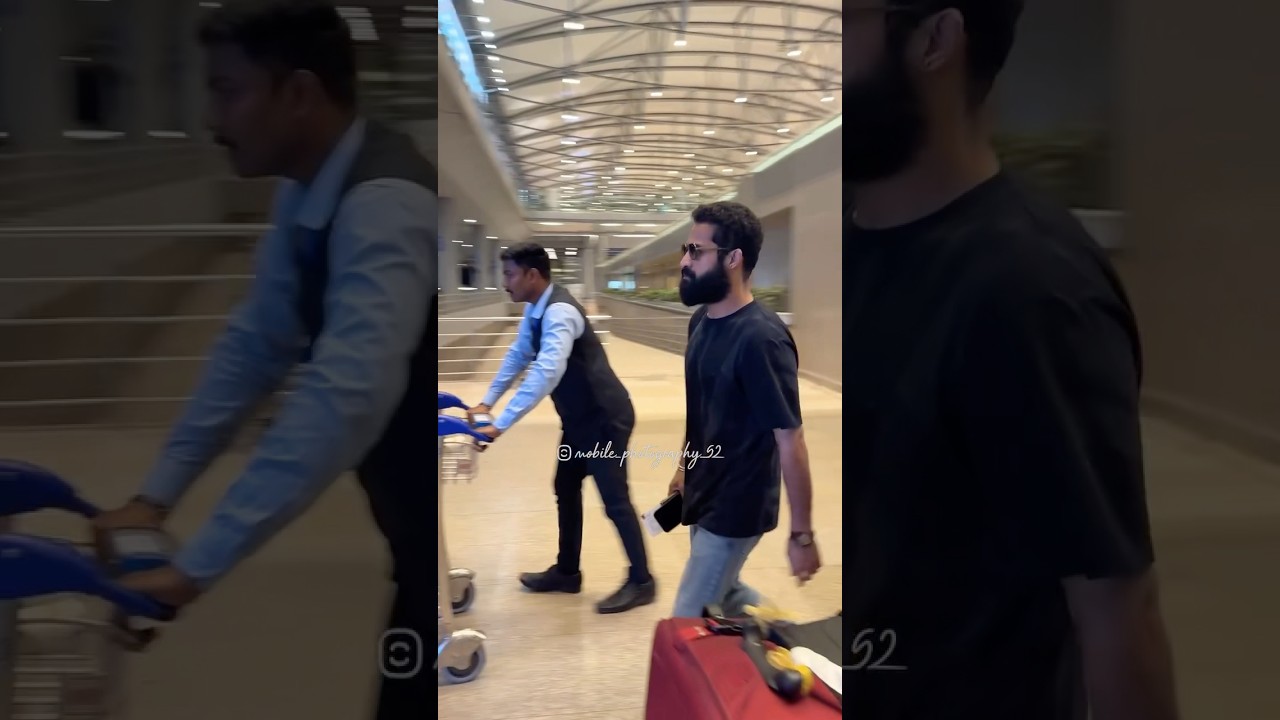 #jrntr spotted at #rgiairport #trending #trendingshorts #explorepage #ntr #mobilephotography52