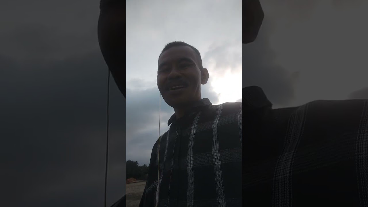 Satrio piningit pulang kampung
