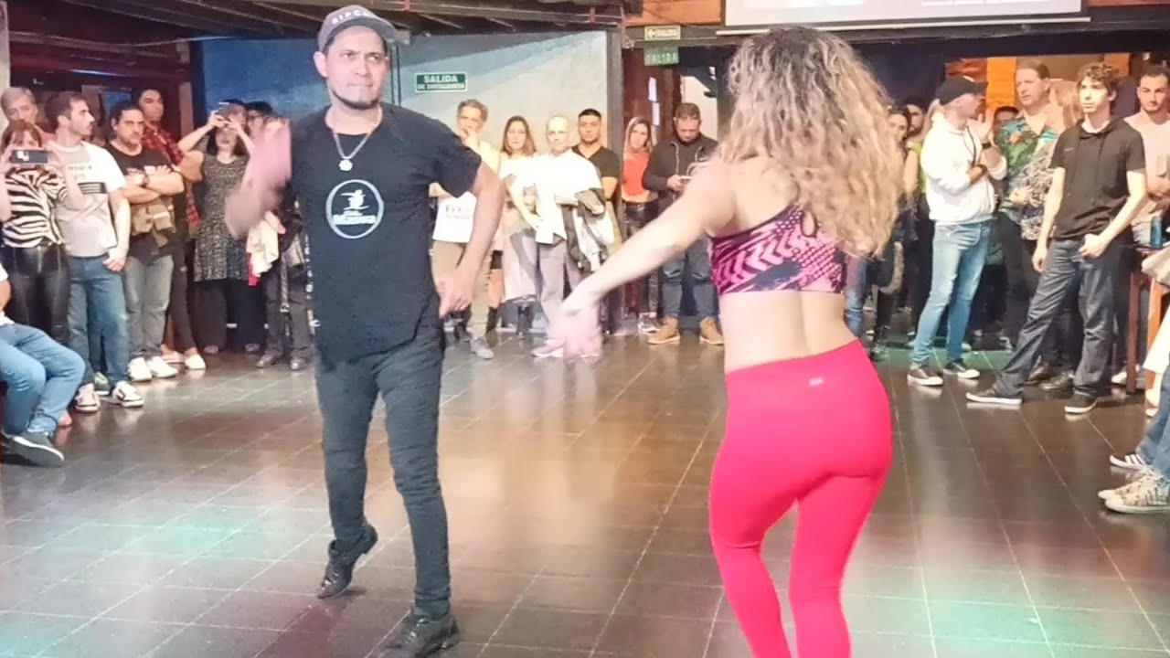 SALSA DANCING [Muñeca] 🔥Charly Salsar & Julieta Ibañez🔥 Son Bariccua