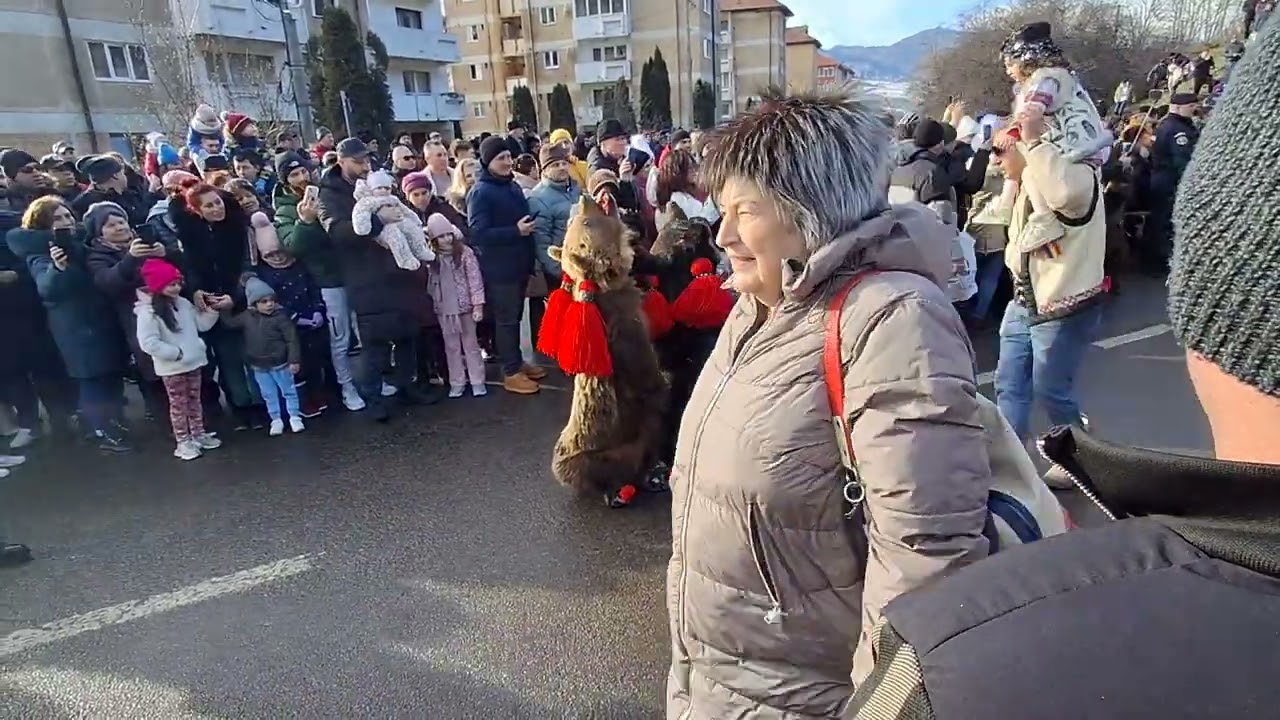 Parada de datini si obiceiuri Comanesti  30 decembrie 2024