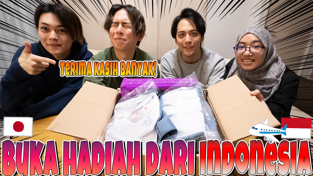 UNBOXING HADIAH DARI FANS INDONESIA! SENENG BANGET!