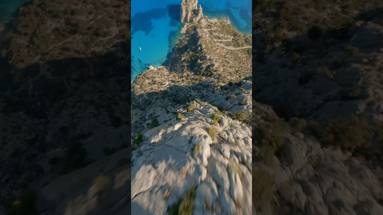 Sardegna in amazing🤩 #helpme1ksubscriber #sardegna #fpvcinematic #dronevideo