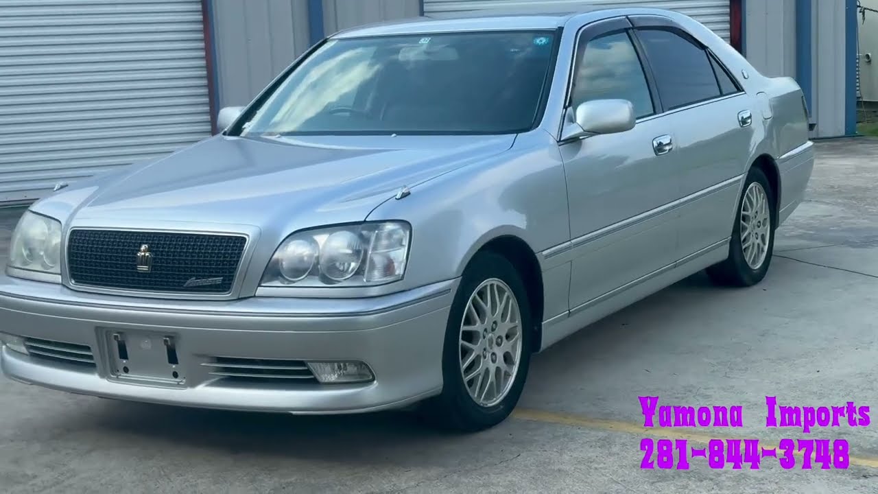 Полный обзор Toyota Crown Athlete 1999 года.