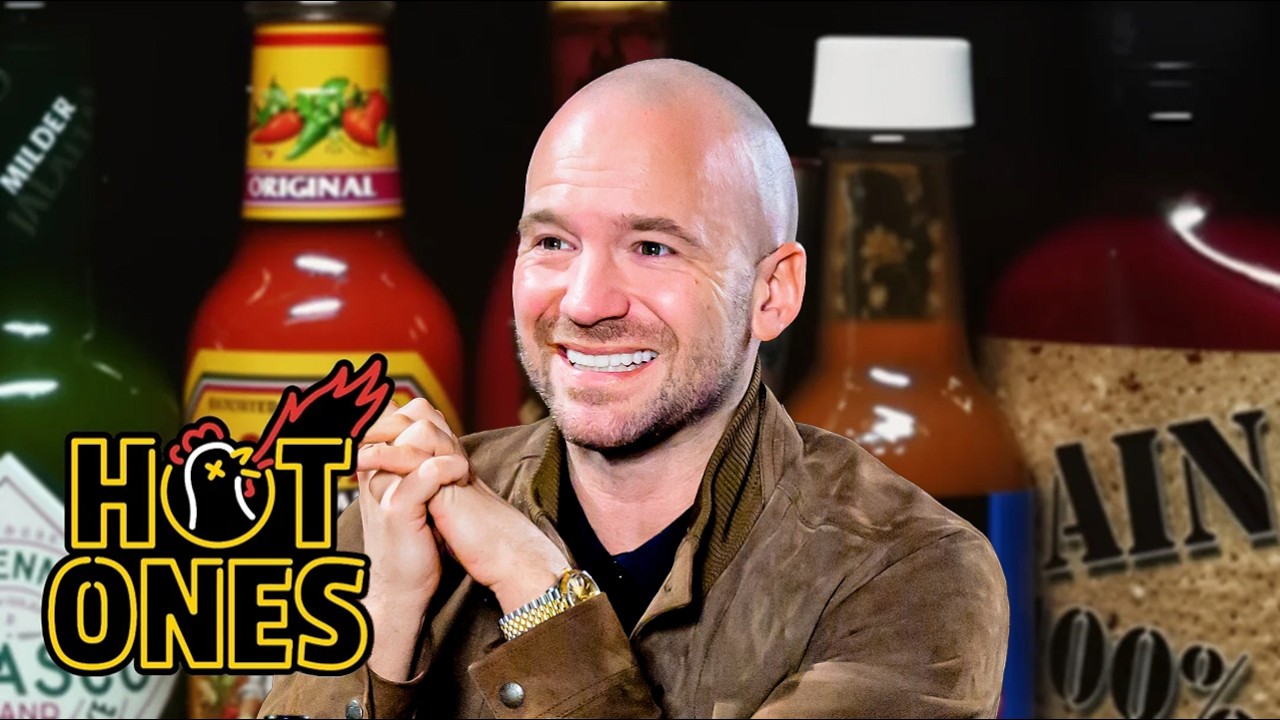 Sean Evans Will Be The 2026 Commencement Speaker Once He Eats These Spicy Wings | #Illinois Hot Ones