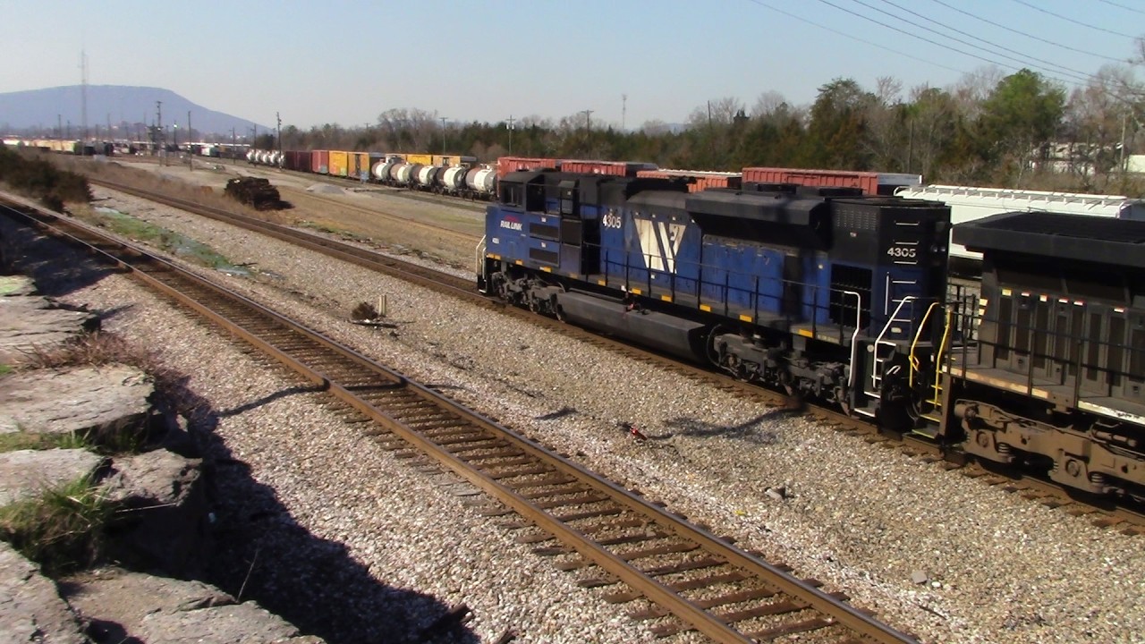 Railfanning at Coffey's Cliff in Chattanooga on 2/28/26 ft. NS 8100, an MRL ACe, and an OLS unit