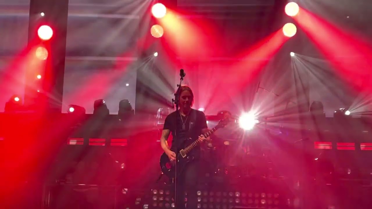 Alter Bridge - Before Tomorrow Comes (Live Milano 25/11/2022)