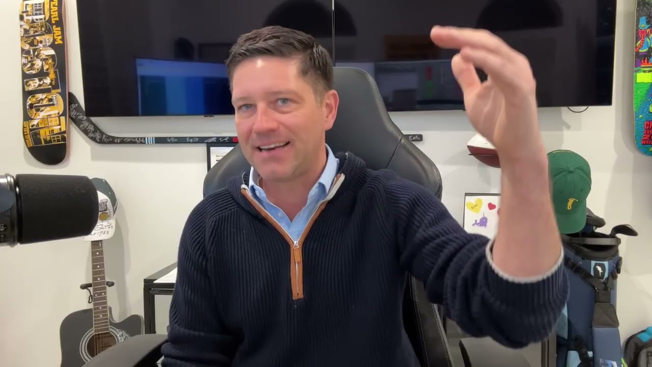 Gold Dumps After 4-Day Rally — But the REAL Story Is Silver | Phil Streible Metals Minute Ep. 609
