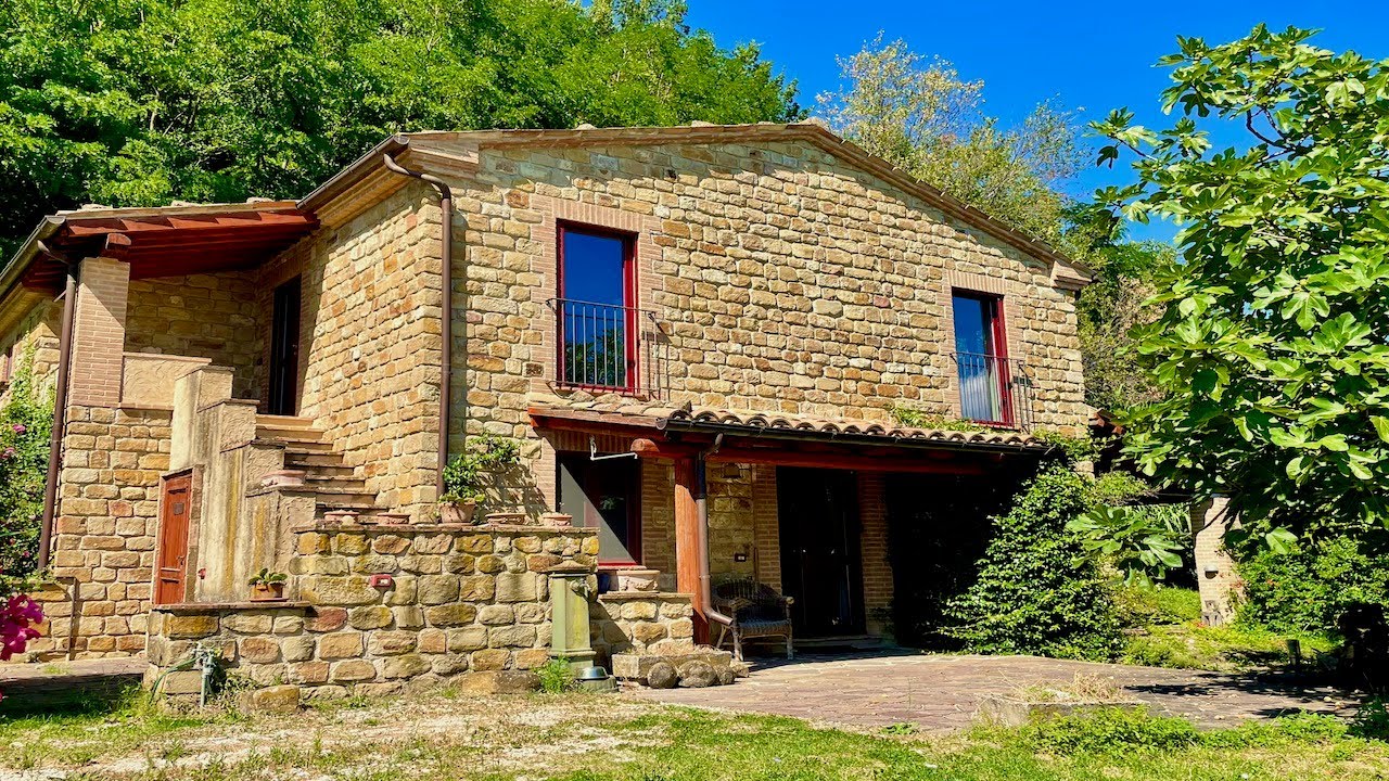 ВИДЕОТУР - Casa Oasi - НОВАЯ ЦЕНА €339,000 - Сан-Джинезио (MC) - Le Marche ИТАЛИЯ