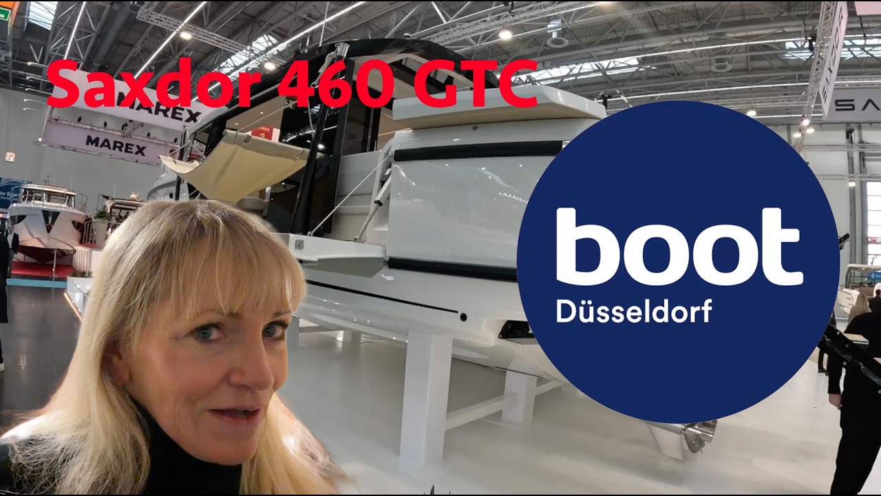 Vi ser på Saxdor 460. Lilli og HC på båtmessen BOOT.