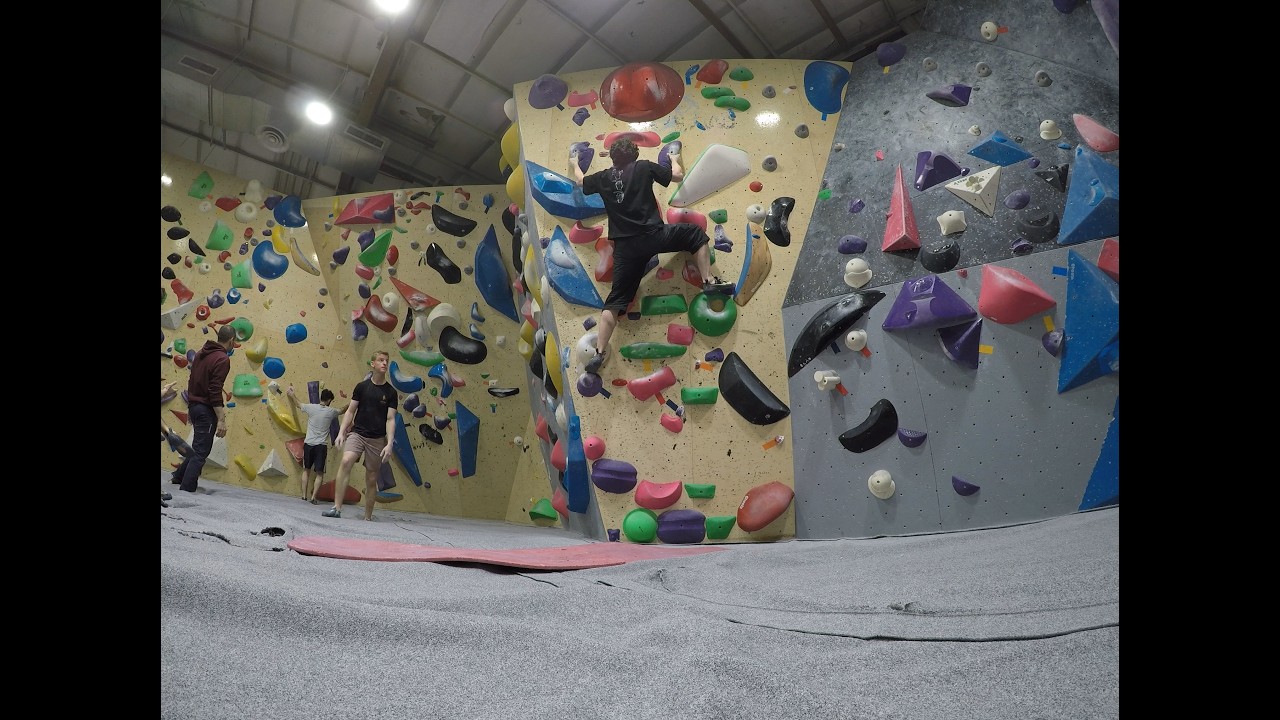 Pinches & Feet, V4+ / Щипки и Ноги, 6B+