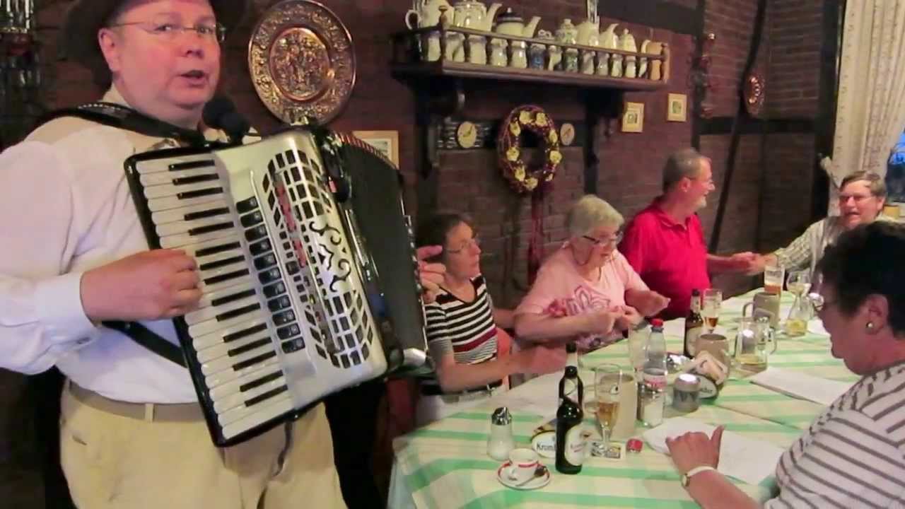 Lustig ist das Zigeunerleben (Volkslied) - Fr&ouml;hliche Ges&auml;nge im Landgasthaus 
