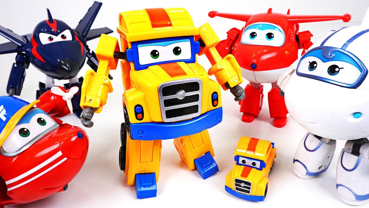 Super wings s2 Poppa Wheels transformer robot toy and surprise egg play - DuDuPopTOY