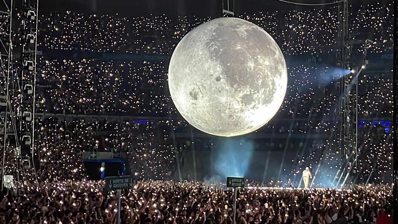 THE WEEKND - Blinding Lights Live After Hours Til Dawn Tour Paris 30.07.23