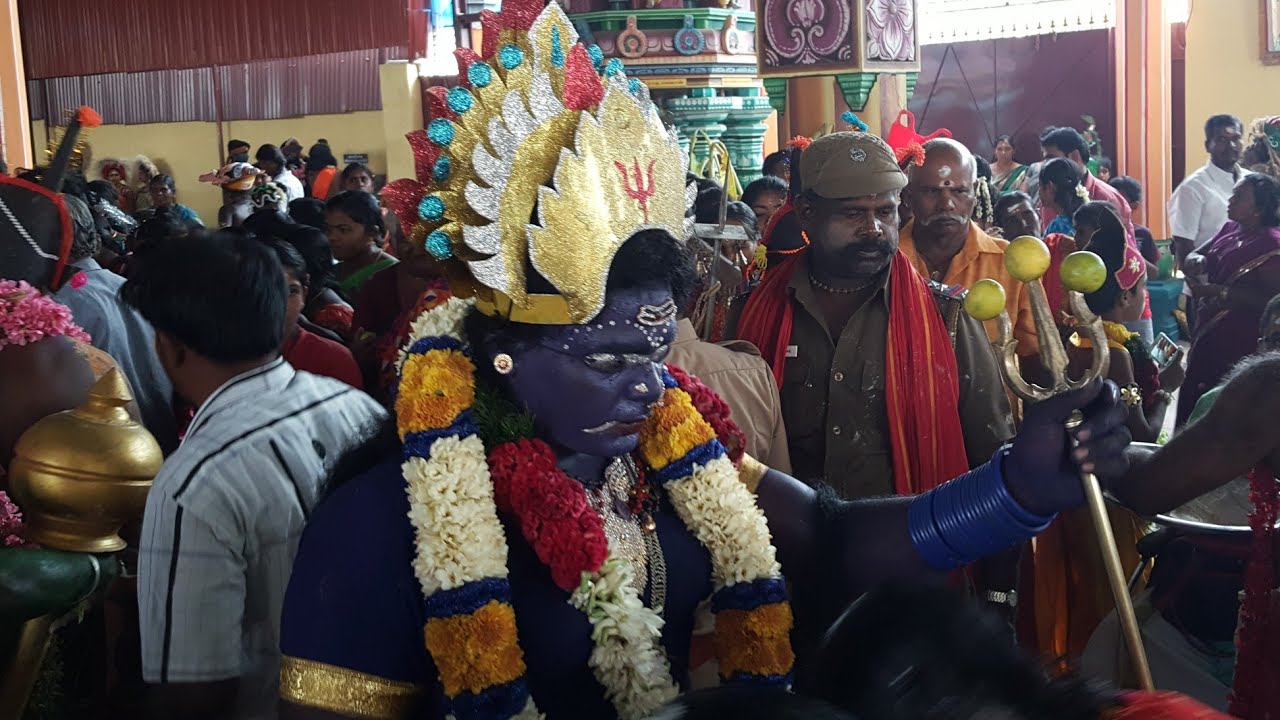 குலசை ராணி முத்தாரம்மன்| Dasara Kali Attam| Naiyandi Melam