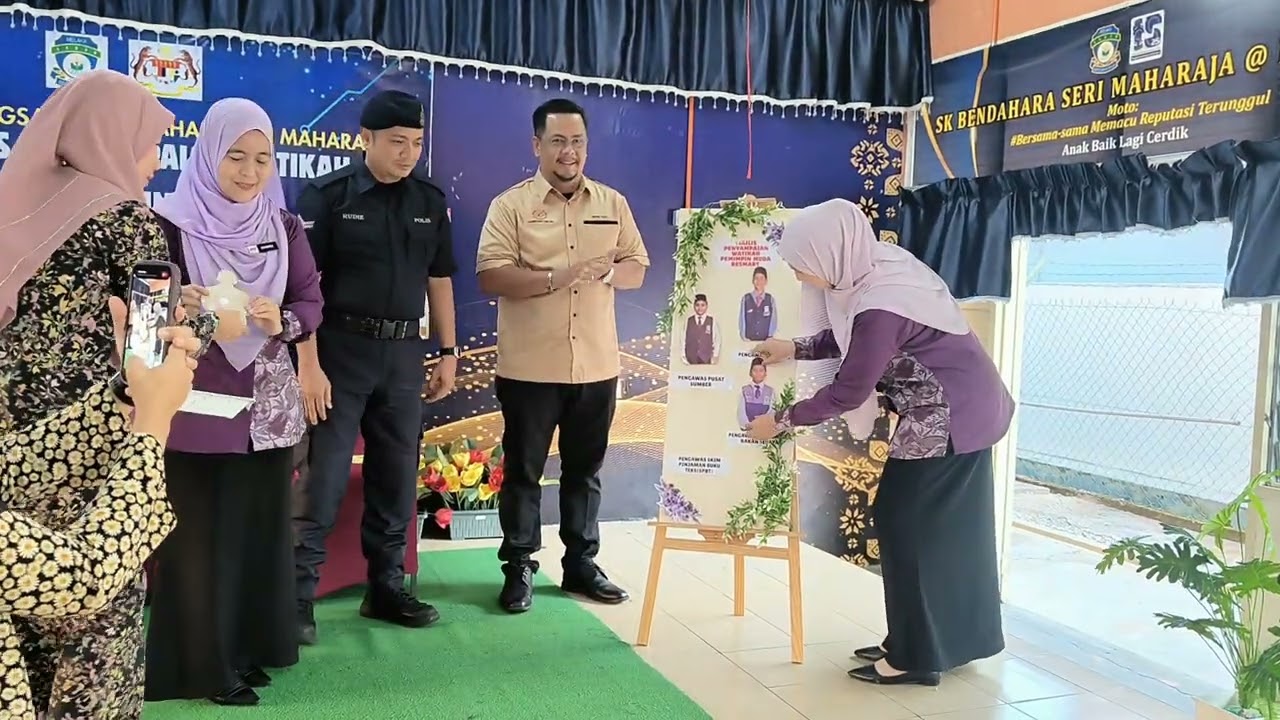 gimik peluncuran pemimpin muda2026